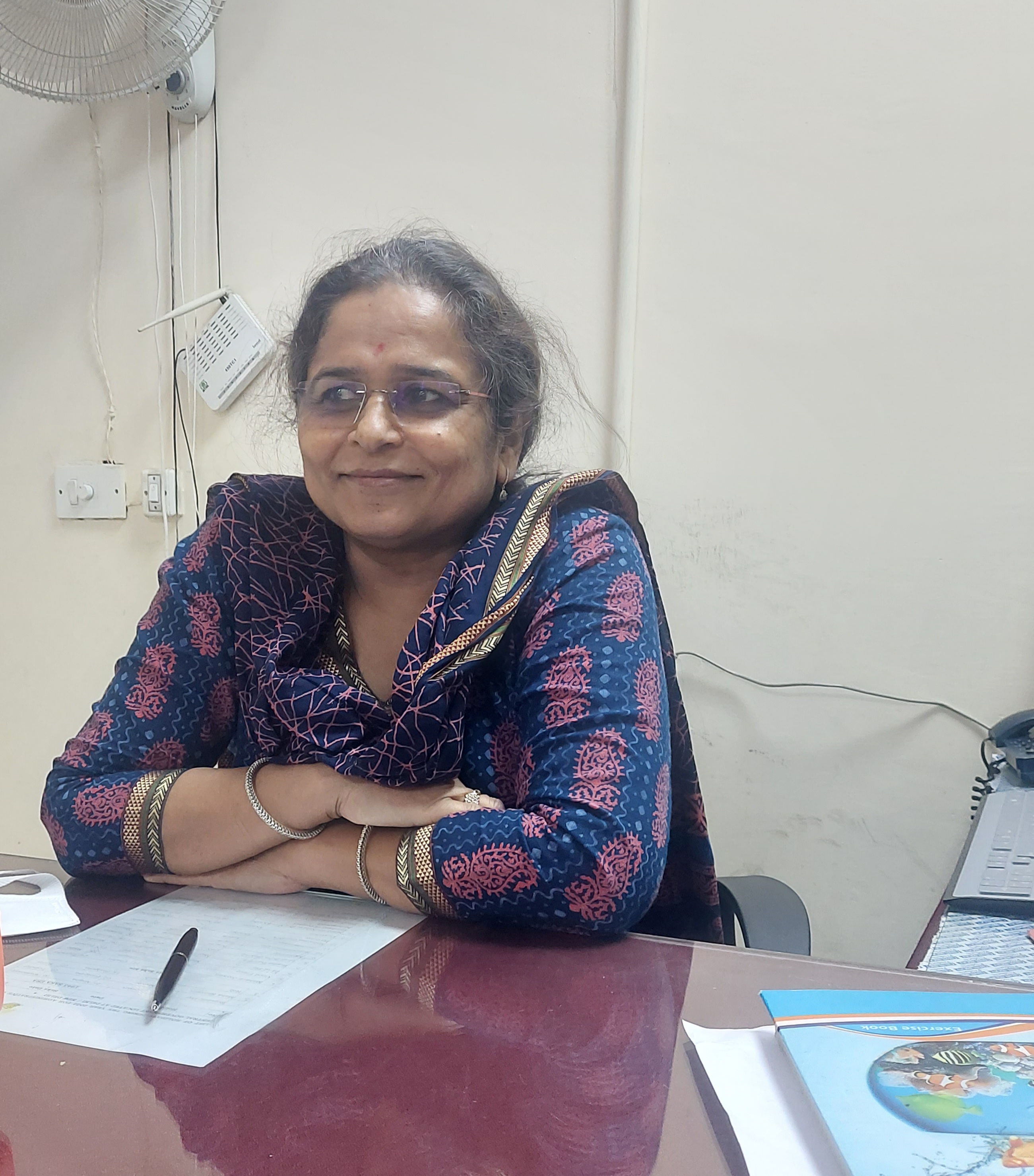 DR. SANGEETA KAKAR