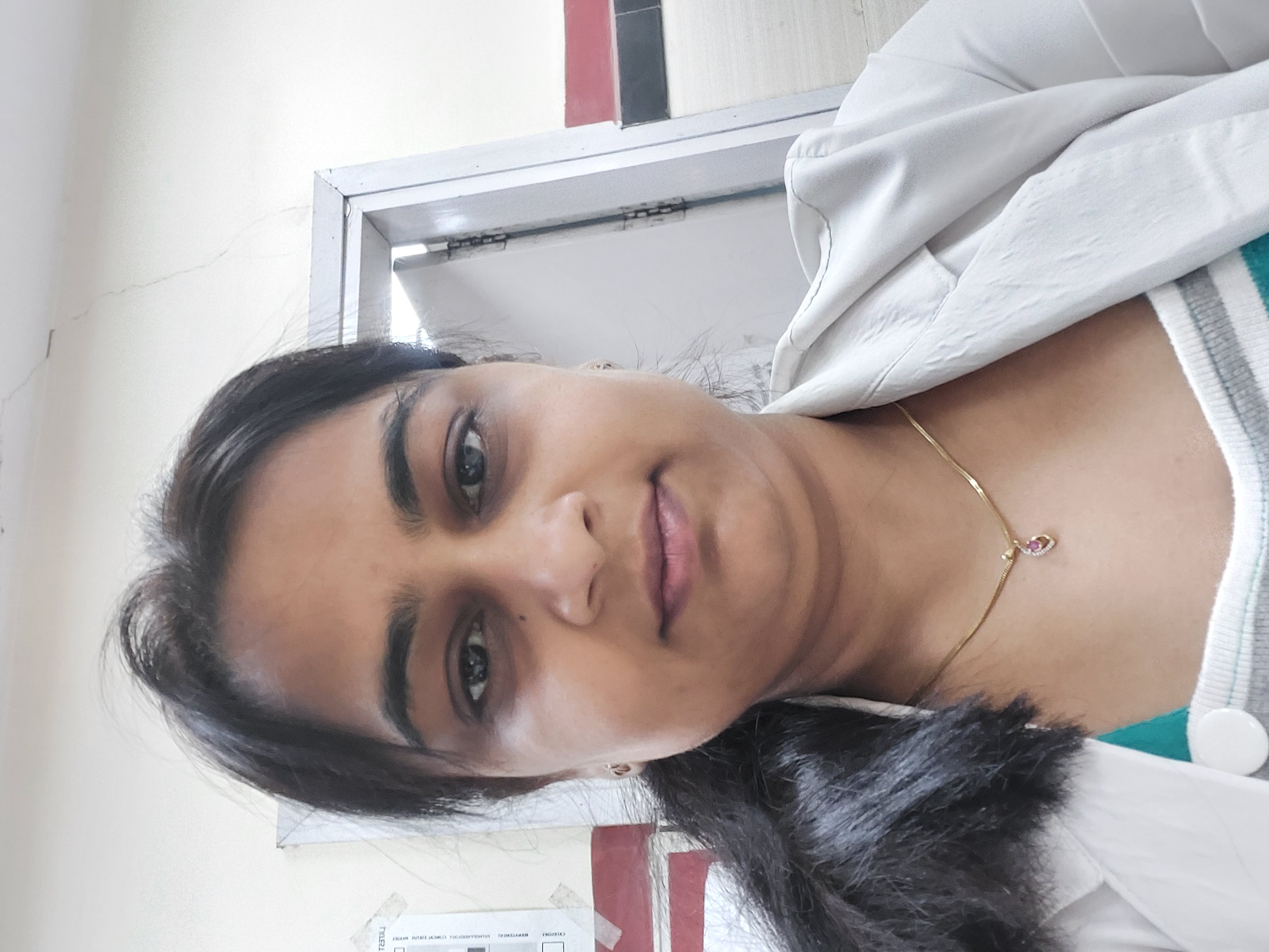 DR. POOJA JAIN